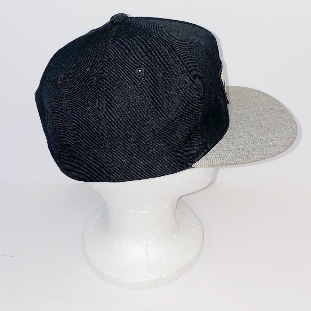 Vans Full Patch Snapback Cap Black Gray - image 5